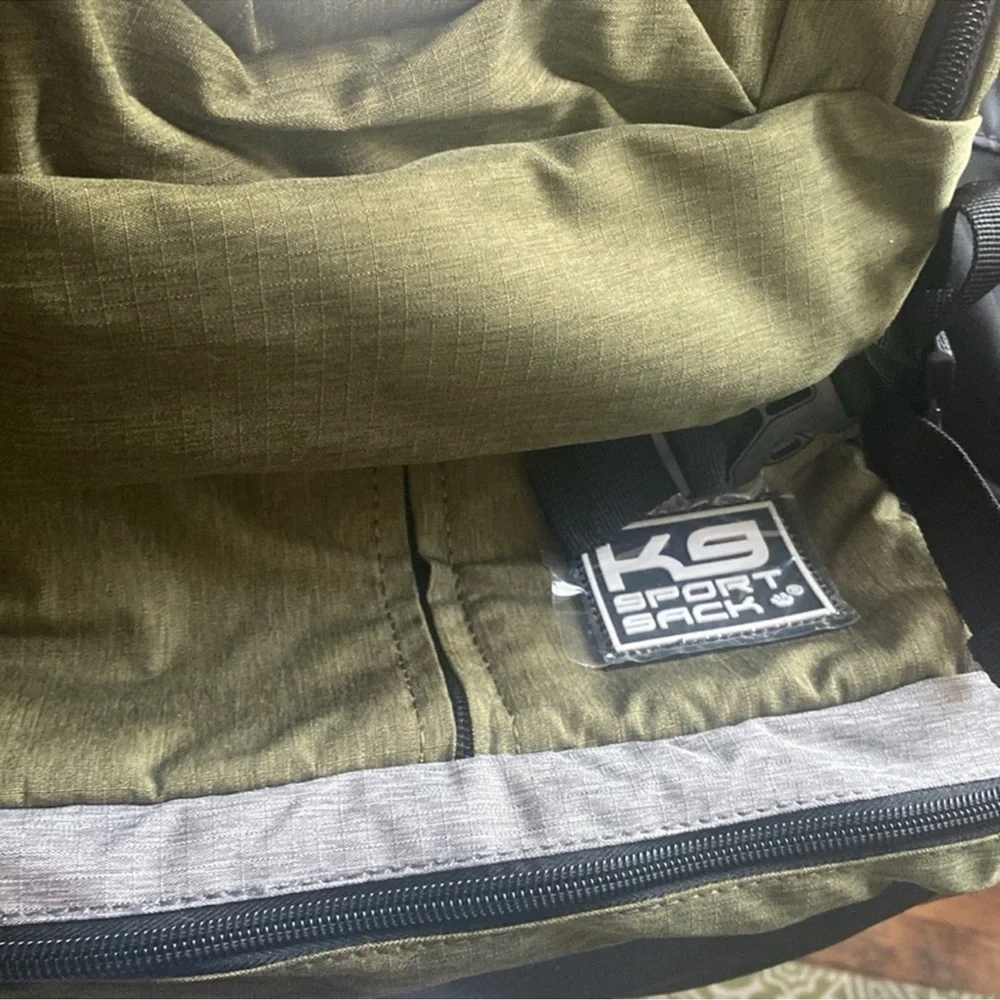 Dog carrier
